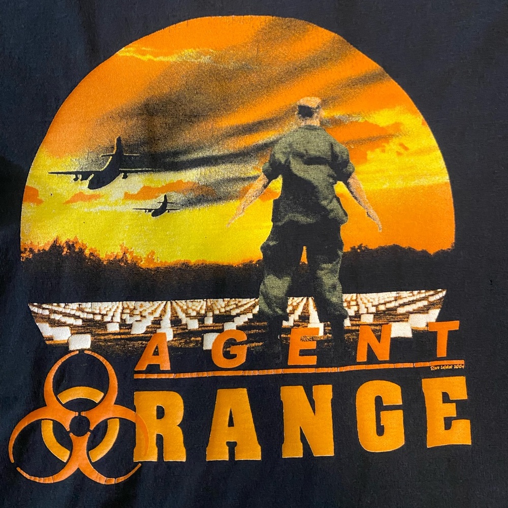 Vintage Original Vietnam War Agent Orange The Body Count Continues Black T Shirt